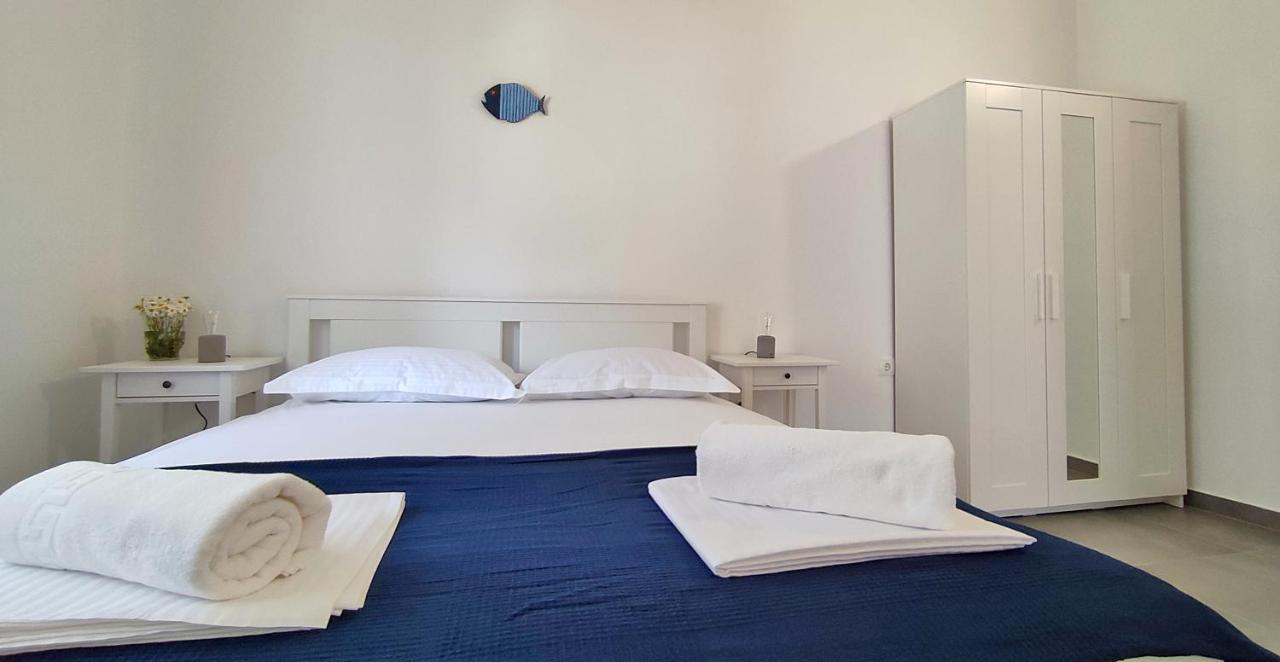 Apartmani Bodo Drvenik  Exterior photo