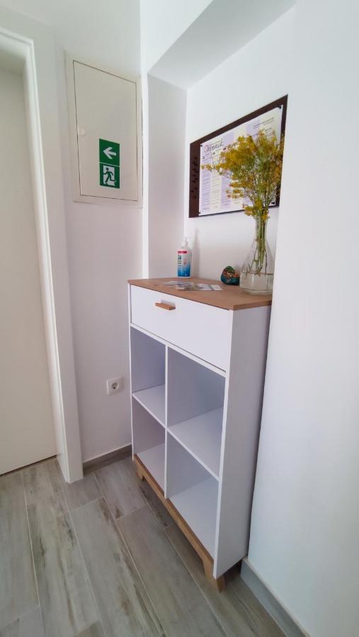 Apartmani Bodo Drvenik  Exterior photo